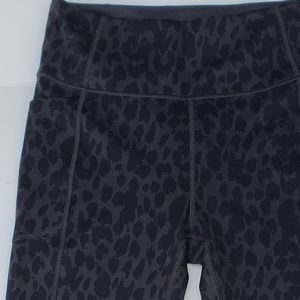 Victoria's Secret Incredible Essential leggings